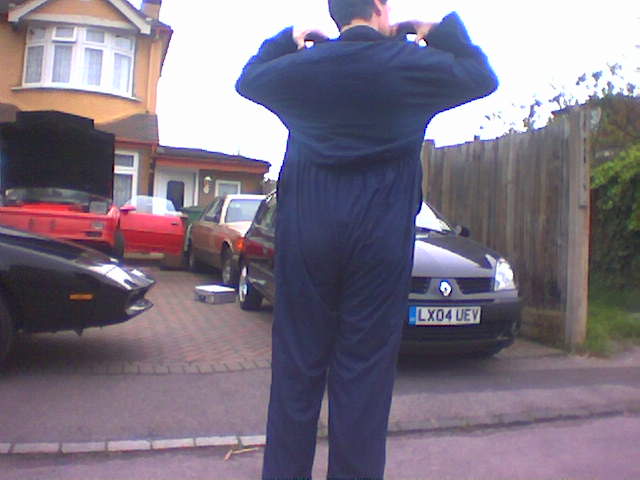 003Image(61) Mark J Suiting up - 1st May 2004